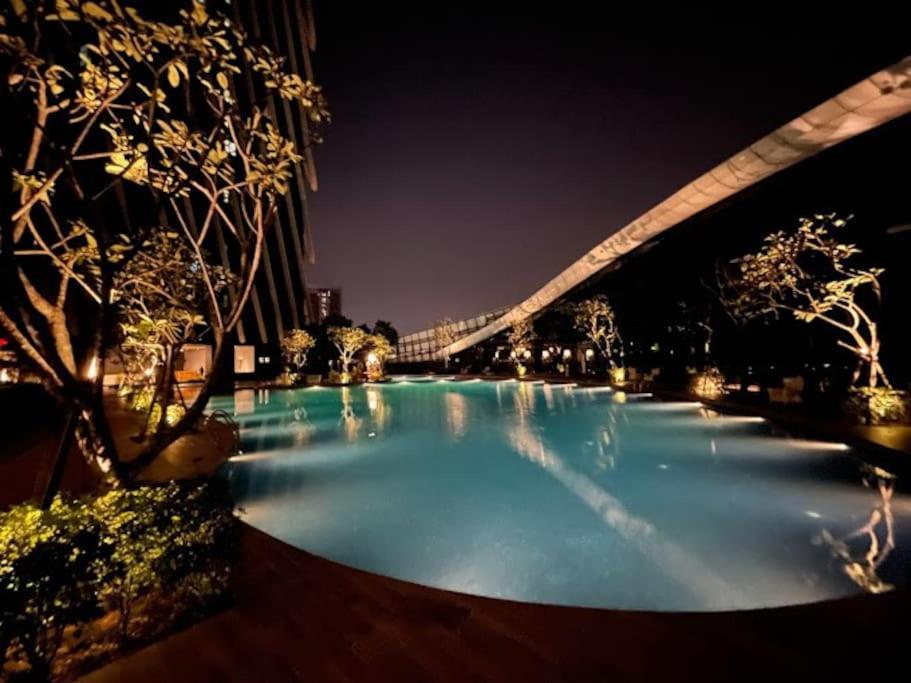 Pangsapuri Arte Mont Kiara-netflix-cityview-6pax