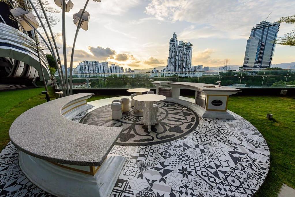 Pangsapuri Arte Mont Kiara-netflix-cityview-6pax *