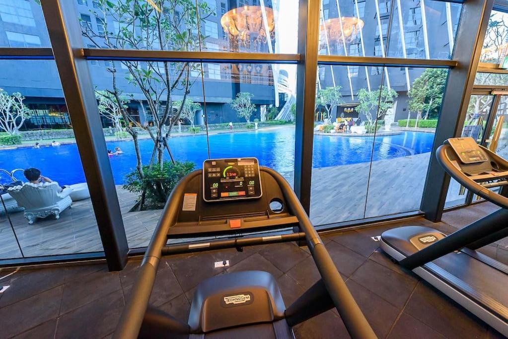 Arte Mont Kiara-netflix-cityview-6pax *